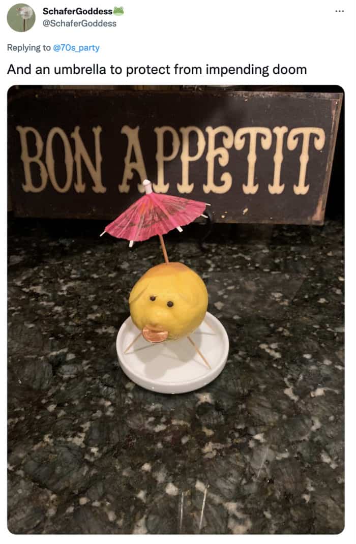Lemon Pig - with umbrella