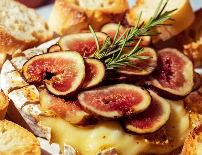 Ostara Recipes and Foods - Fig Brie and Honey Tart