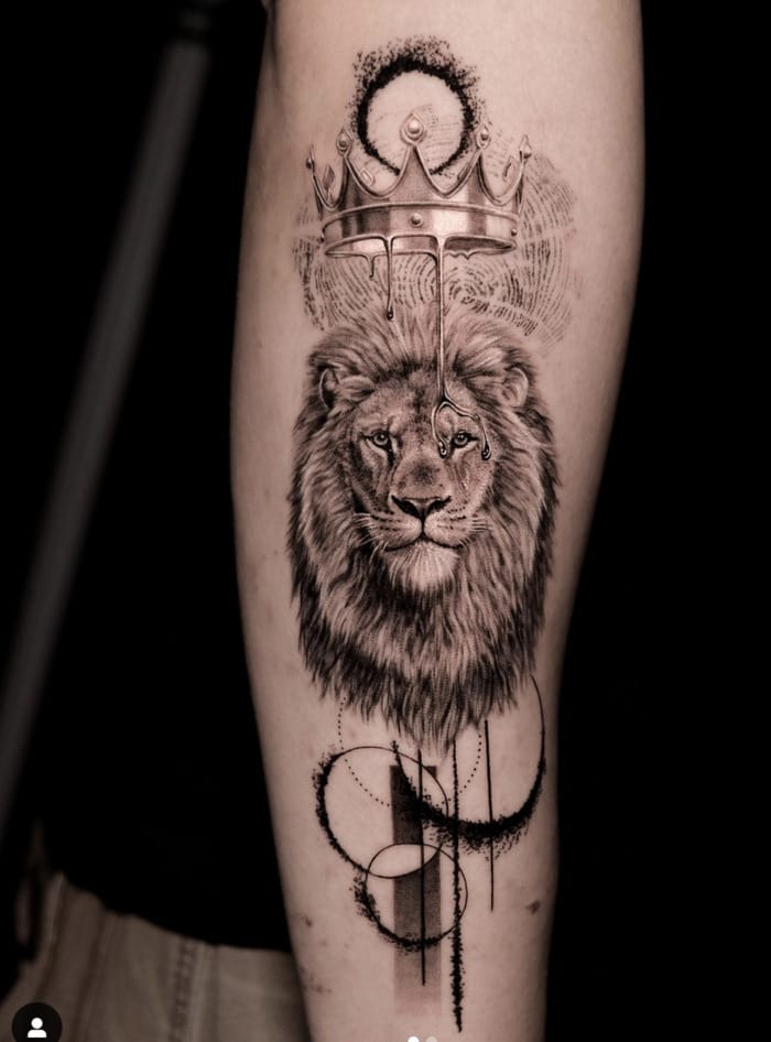 Lion Tattoo Meaning – Lion Tattoo Ideas for Men and Women with Photos |  Forearm tattoos, Trendy tattoos, Lion tattoo